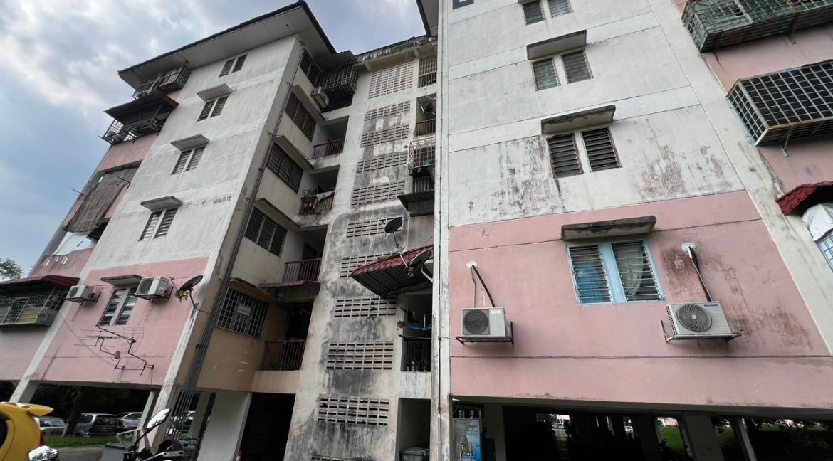 WhatsApp Image 2026-04-15 at 23.31.59 (1)