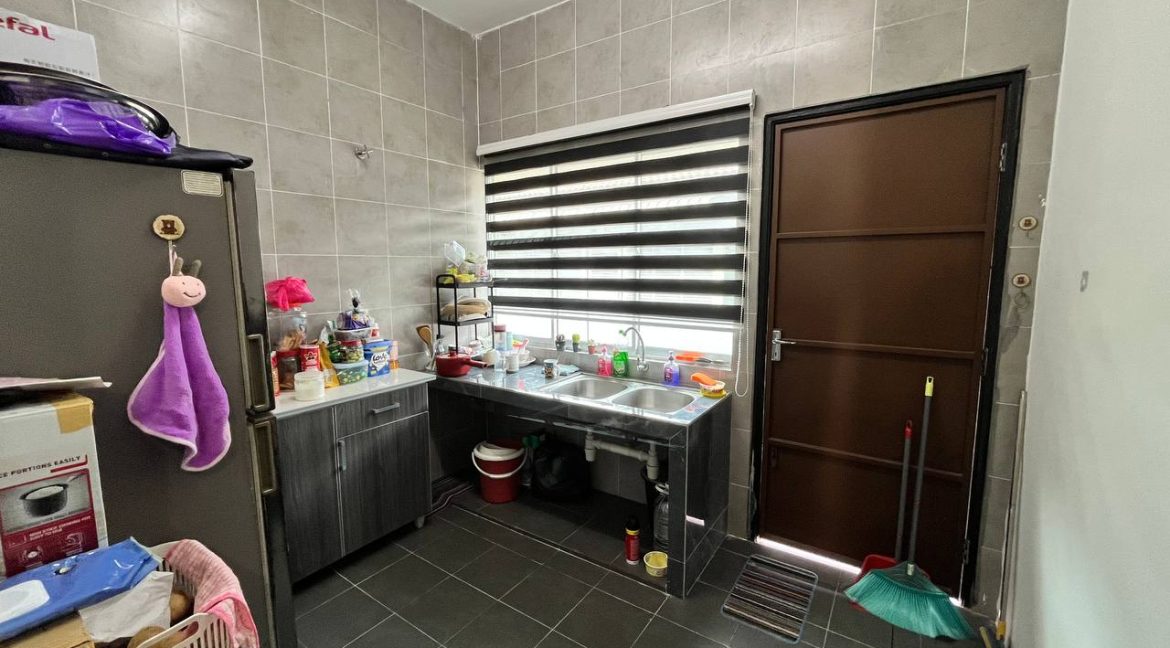 emas bidor suryati12