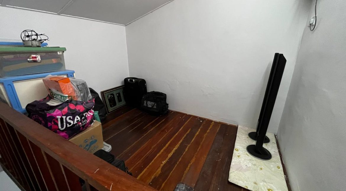 taman hillview shan anasharta18
