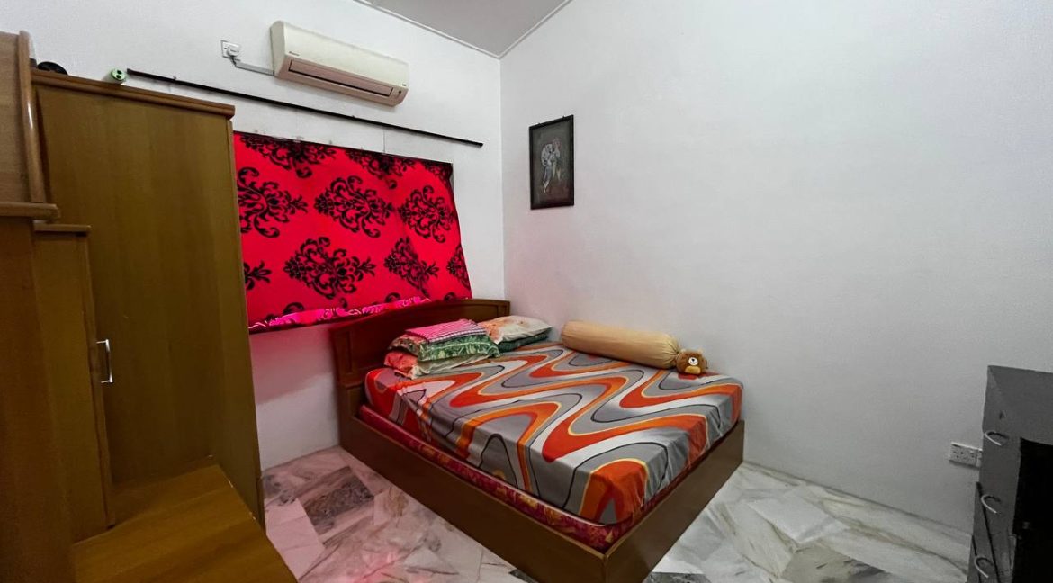 taman hillview shan anasharta8